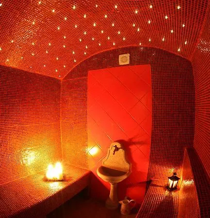Amadrias Luxury Mansion - Spa Hotel